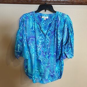 Jennifer Lopez blue purple mosaic snakeskin blouse animal print dolman sleeves M